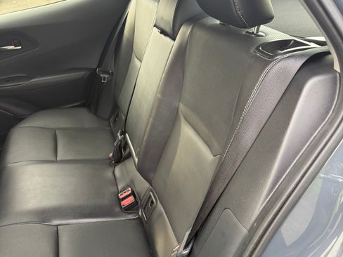 Used 2024 Toyota Prius Limited image 8