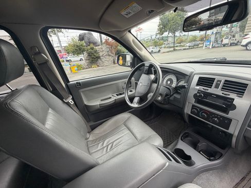 Used 2005 Dodge Dakota Laramie w/ Sport Appearance Group AWD/4WD image 18