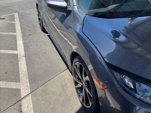 Used 2020 Honda Civic Sport image 4