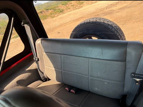 Used 1997 Jeep Wrangler SE image 12