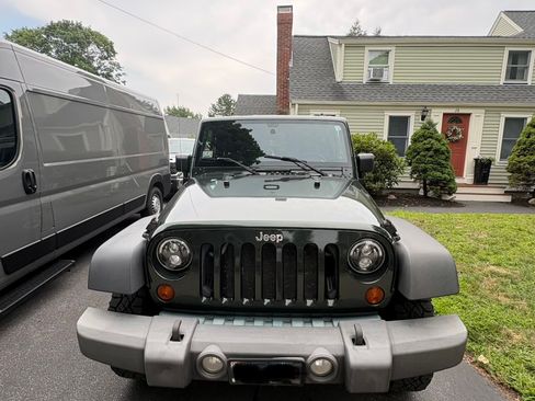 Used 2010 Jeep Wrangler Sport AWD/4WD image 2