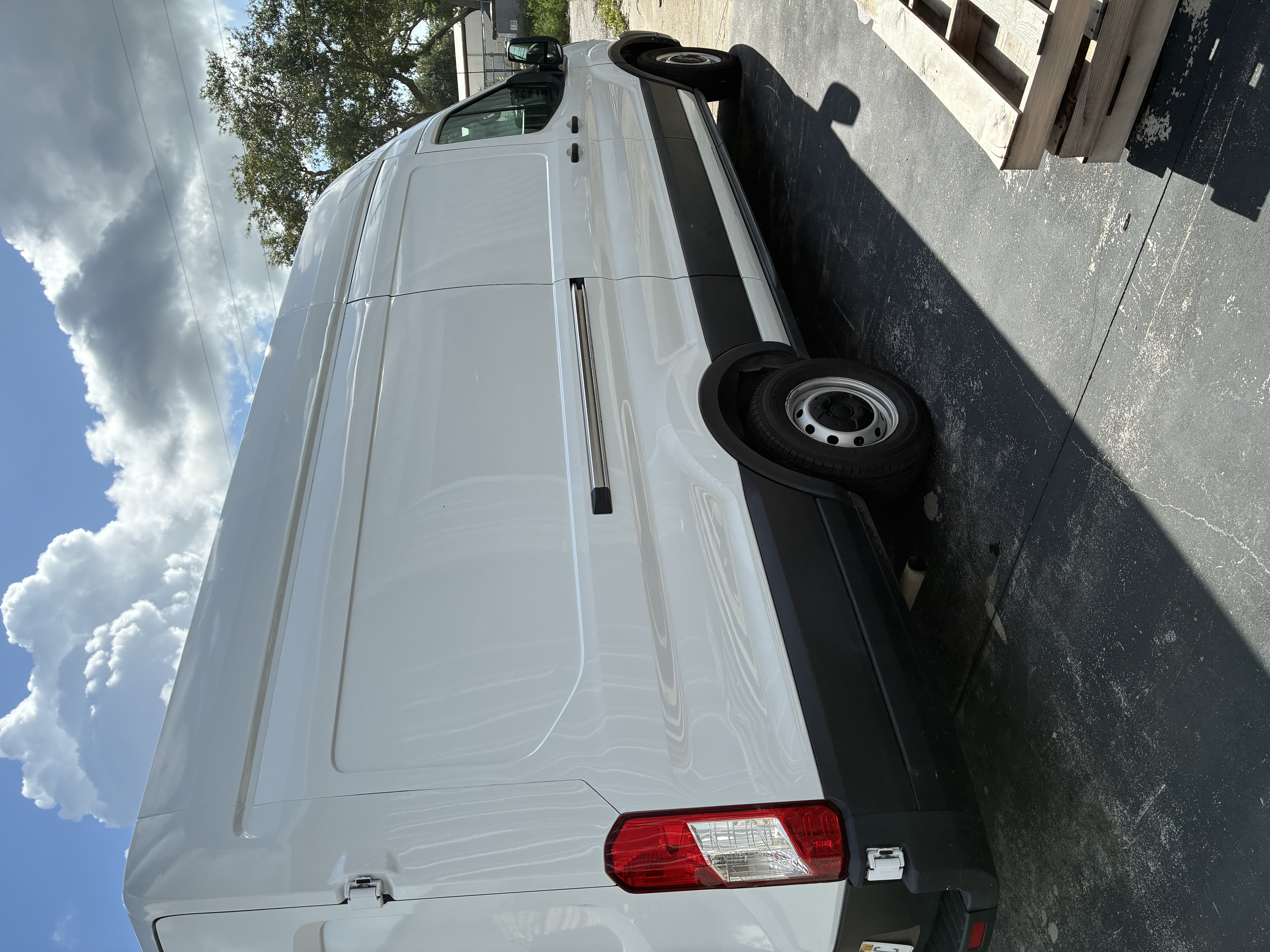Used 2023 Ford Transit 250 148 High Roof Extended RWD image 6