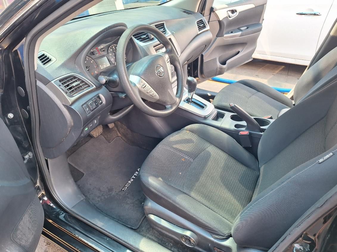 Used 2015 Nissan Sentra S FWD image 9