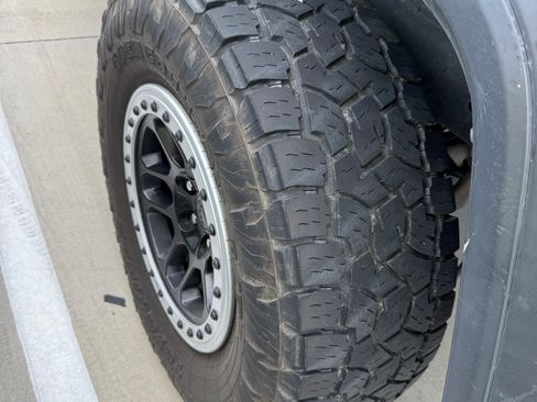 Used 2020 Jeep Gladiator Sport w/ Quick Order Package 24S image 13