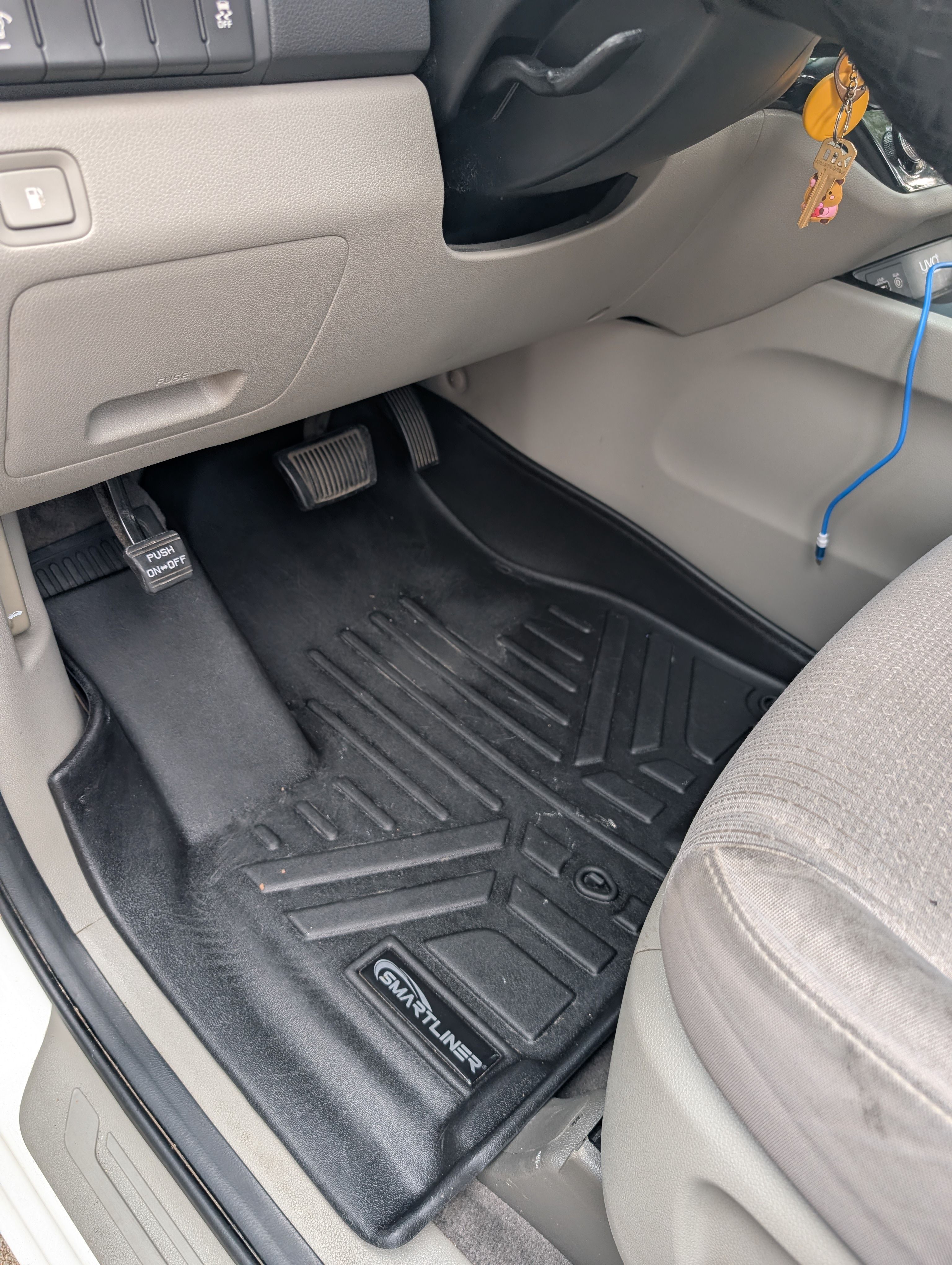 Used 2016 Kia Sedona LX w/ LX Convenience Package FWD image 17