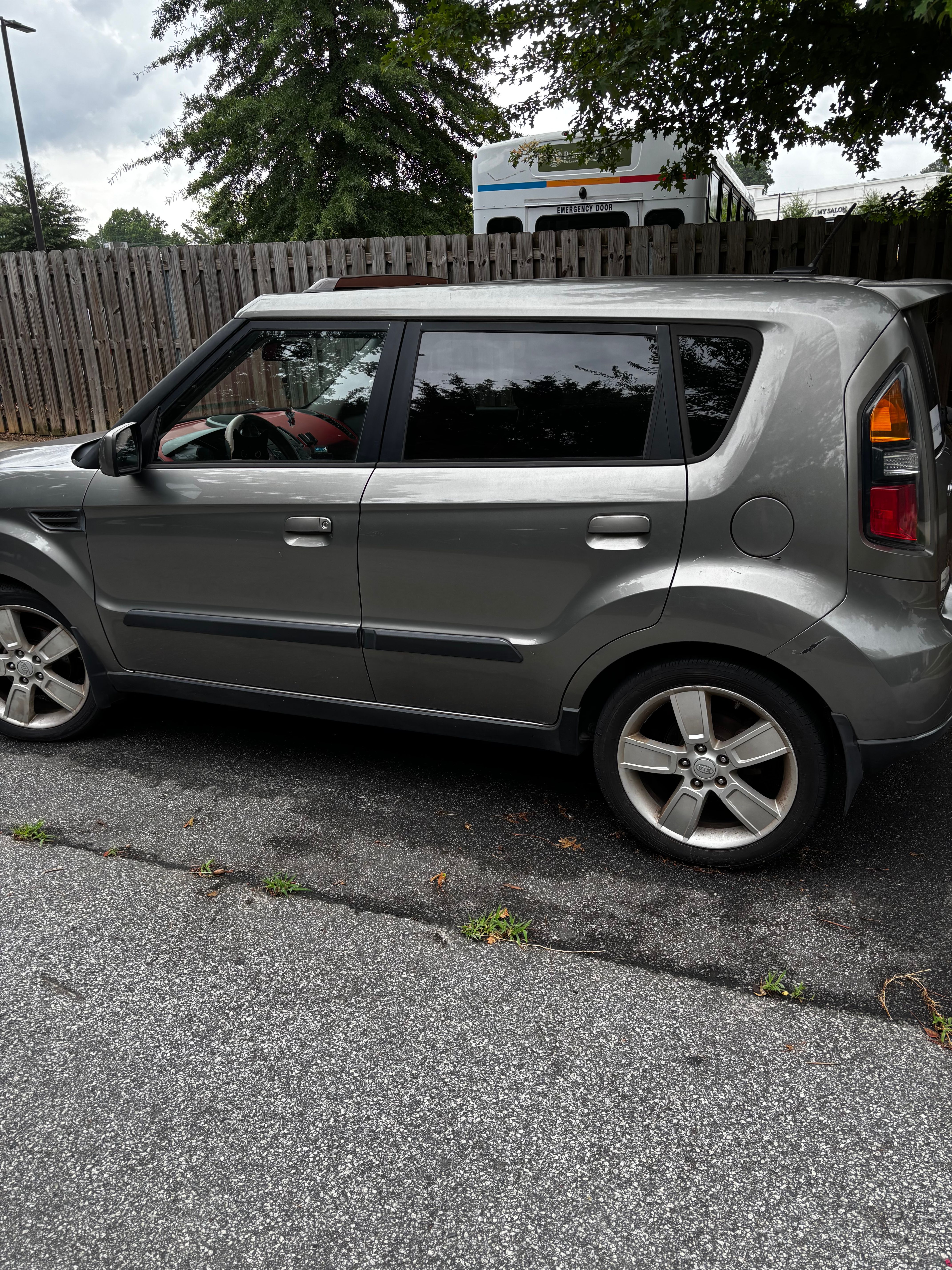 Used 2010 Kia Soul Sport FWD image 6