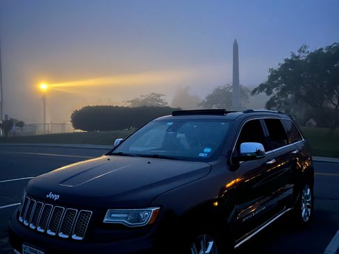 Used 2014 Jeep Grand Cherokee Summit image 23