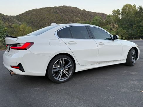 Used 2022 BMW 330i Sedan w/ Driving Assistance Package RWD image 6