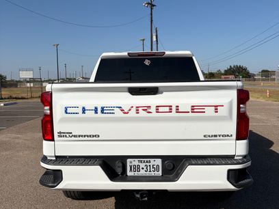 Used 2021 Chevrolet Silverado 1500 Custom