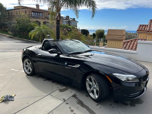 Used 2014 BMW Z4 sDrive28i image 6