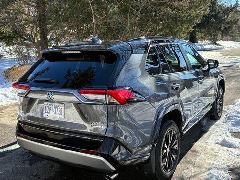 Used 2024 Toyota RAV4 XSE image 2
