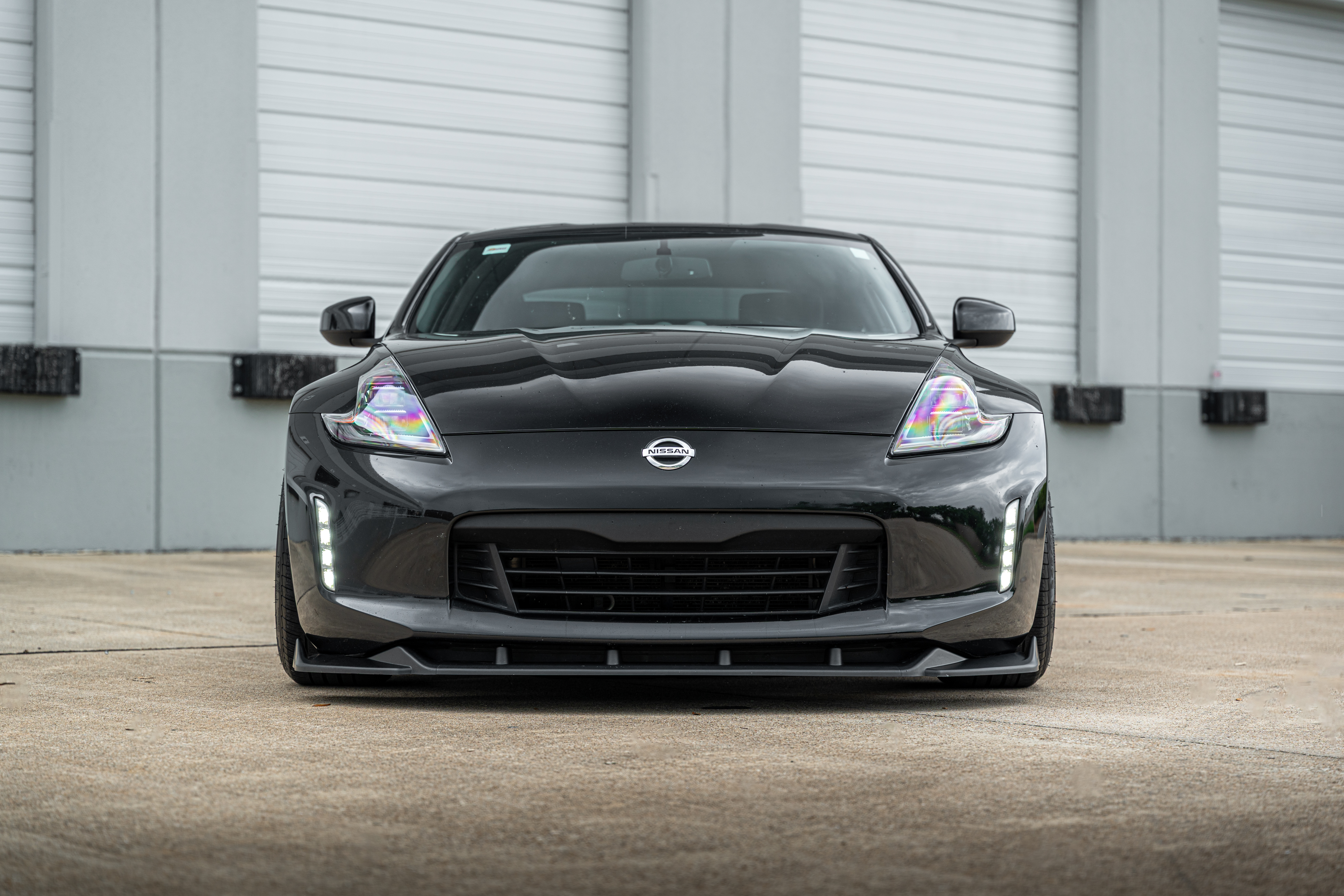 Used 2014 Nissan 370Z Coupe RWD image 2
