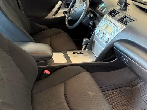 Used 2009 Toyota Camry SE image 12