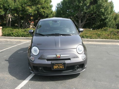 Used 2019 FIAT 500 Abarth w/ Popular Equipment Package FWD image 11