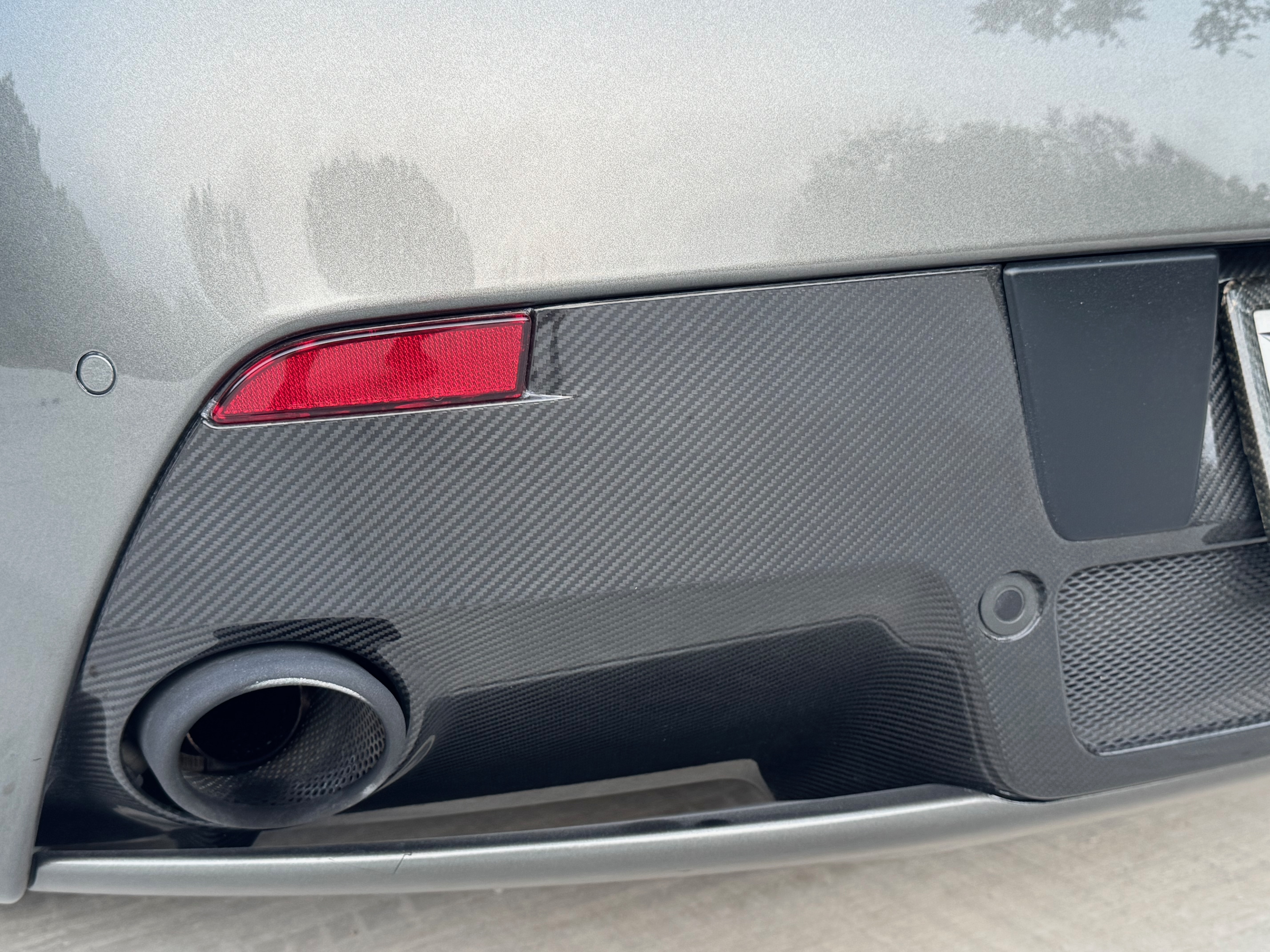 Used 2016 Aston Martin V12 Vantage S RWD image 21