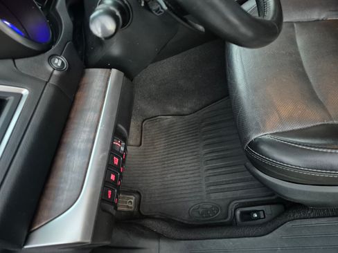 Used 2017 Subaru Outback 2.5i Limited image 14