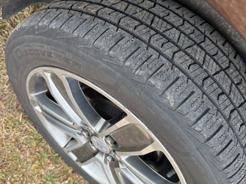 Used 2018 GMC Acadia Denali w/ Technology Package image 21