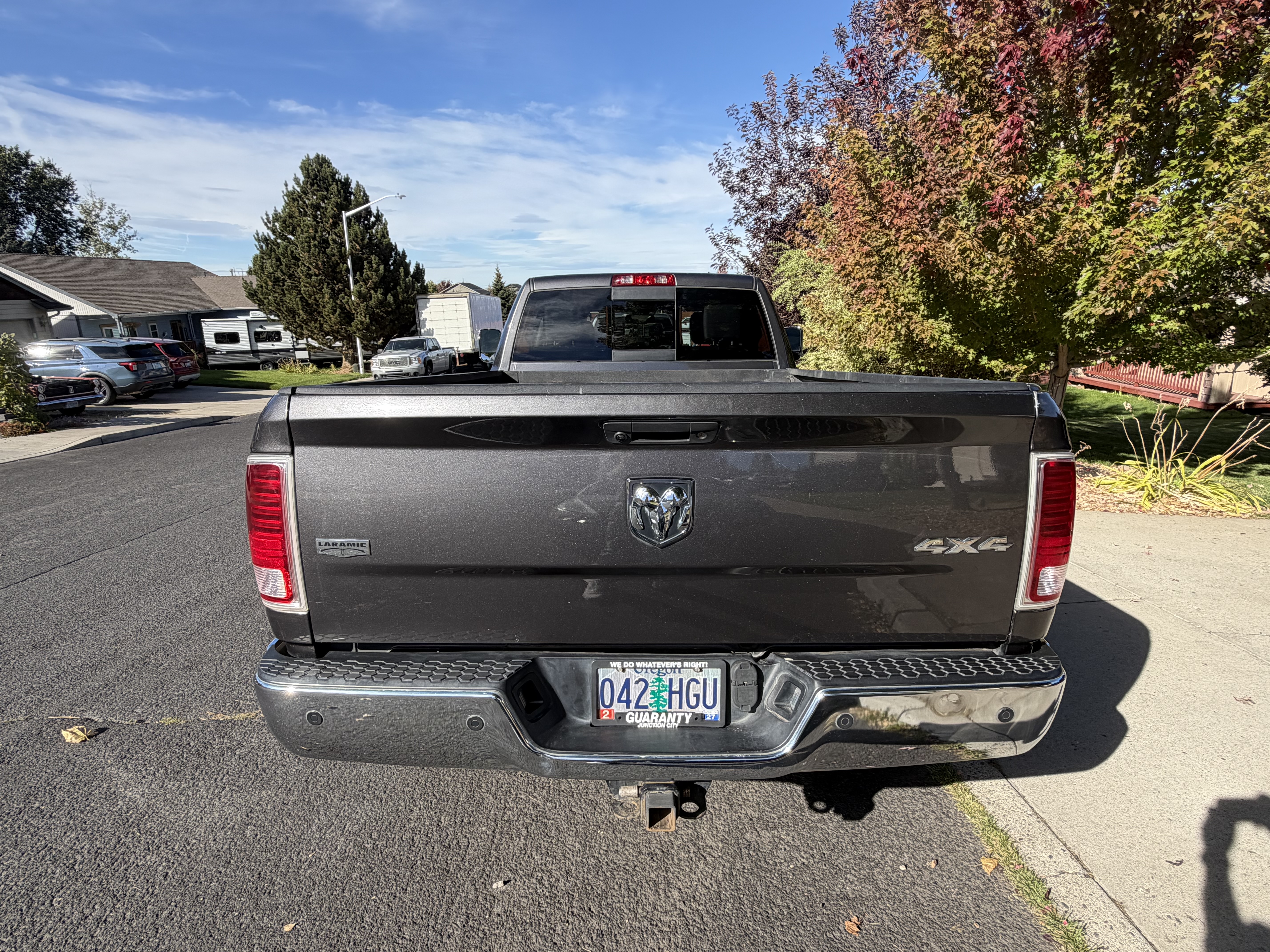 Used 2015 RAM 3500 Laramie AWD/4WD image 2