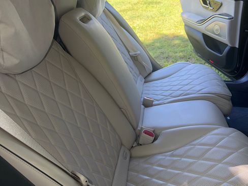 Used 2025 Mercedes-Benz S 580e 4MATIC Sedan image 15
