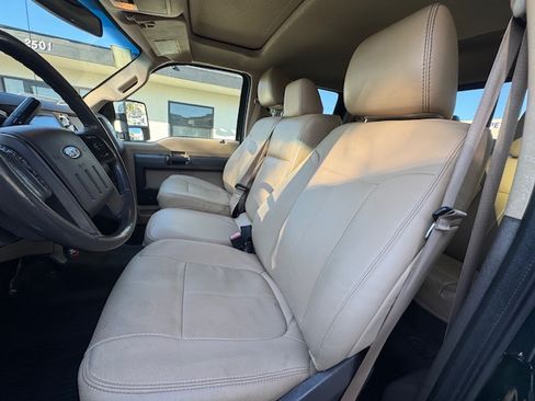 Used 2011 Ford F250 Lariat w/ Lariat Ultimate Pkg image 24