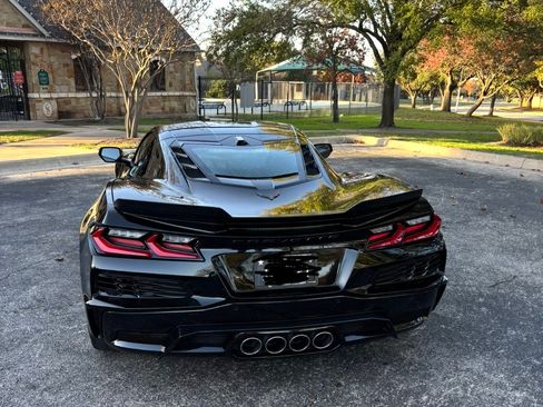 Used 2024 Chevrolet Corvette Z06 image 5
