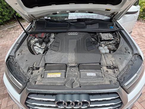 Used 2019 Audi Q7 3.0T Prestige w/ Prestige Package AWD/4WD image 15