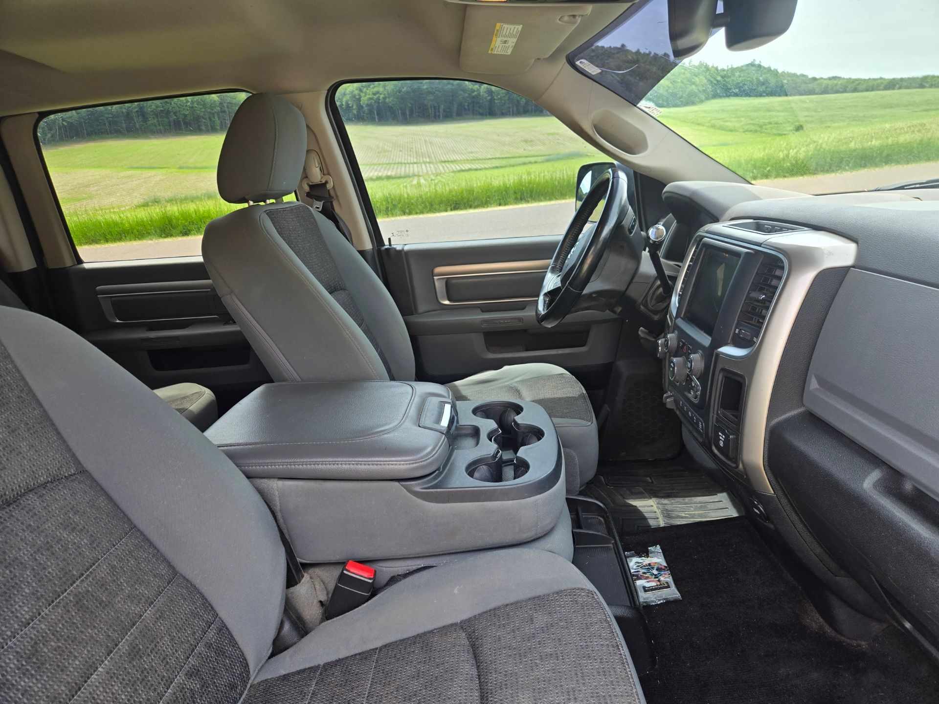 Used 2013 RAM 2500 SLT w/ Luxury Group AWD/4WD image 5