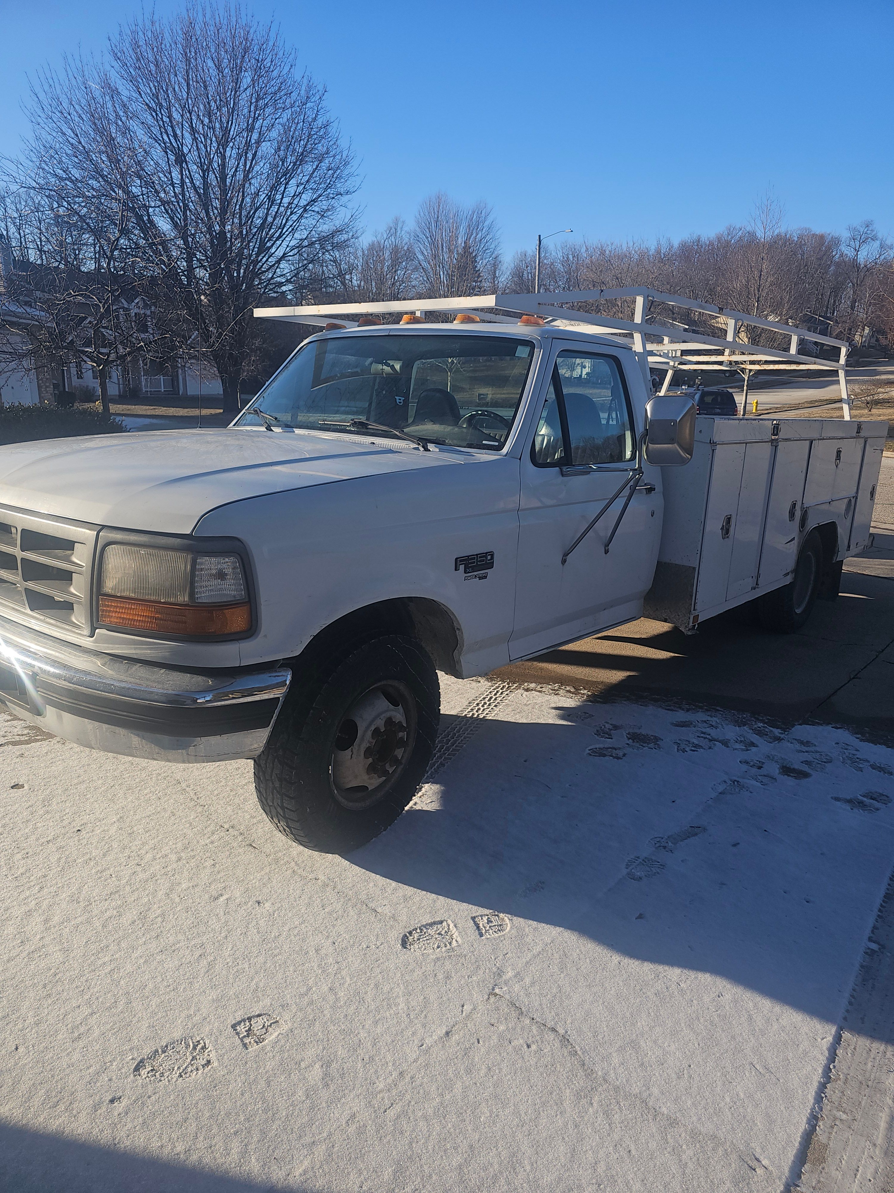 Used 1997 Ford F350 2WD Regular Cab image 4