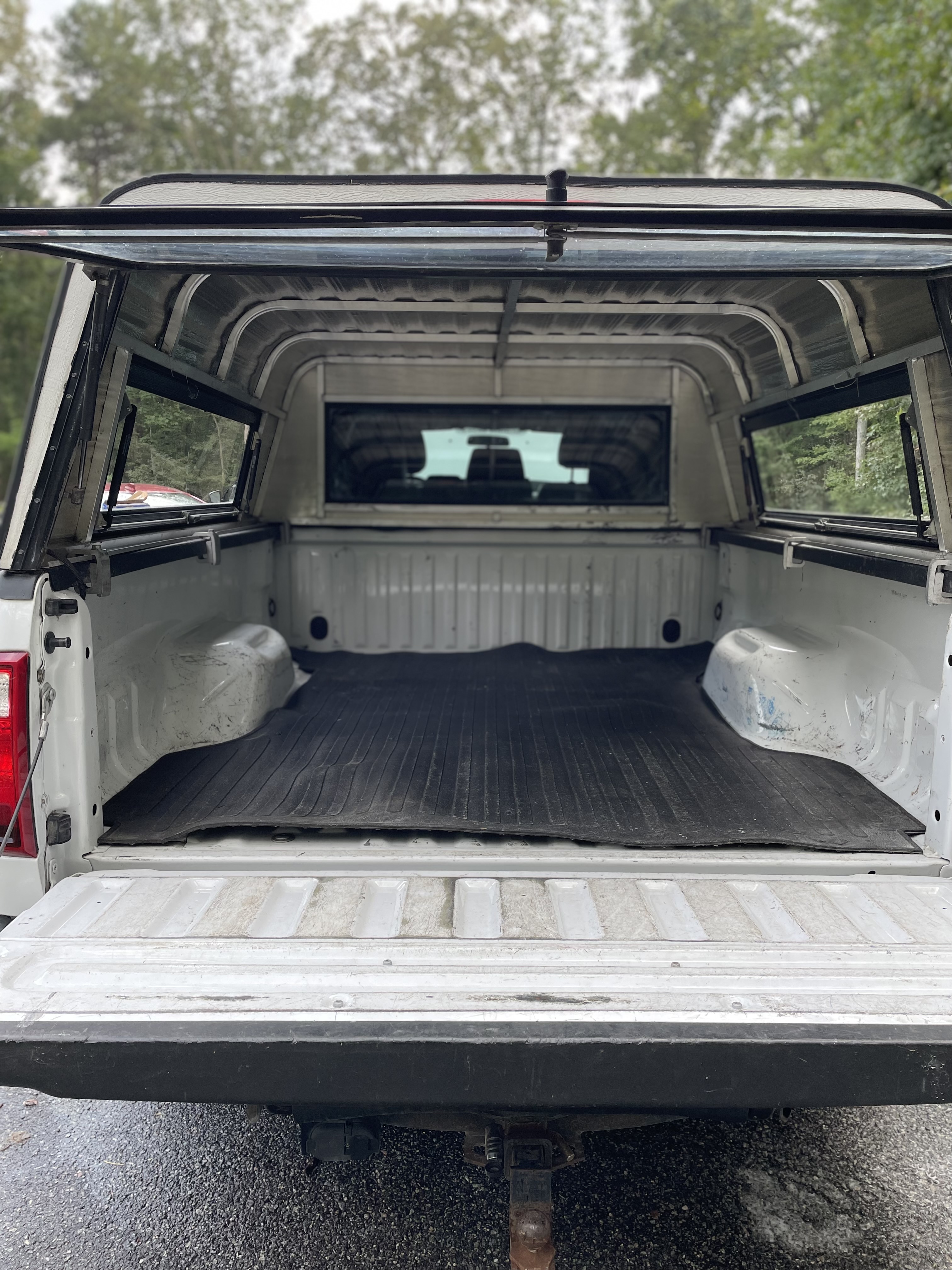 Used 2016 Ford F250 XL w/ Power Equipment Group RWD image 9