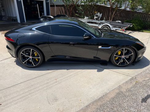 Used 2015 Jaguar F-TYPE R RWD image 2