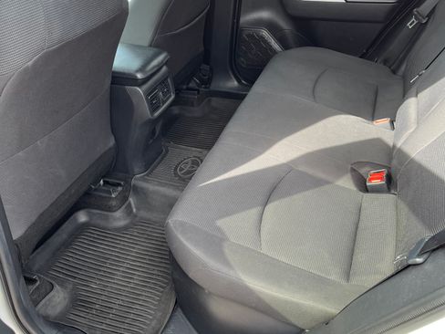 Used 2020 Toyota RAV4 LE w/ Carpet Mat Package image 10