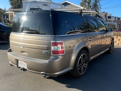 Used 2014 Ford Flex SEL w/ Equipment Group 202A image 2