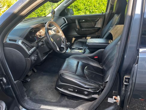 Used 2013 GMC Acadia SLT image 9