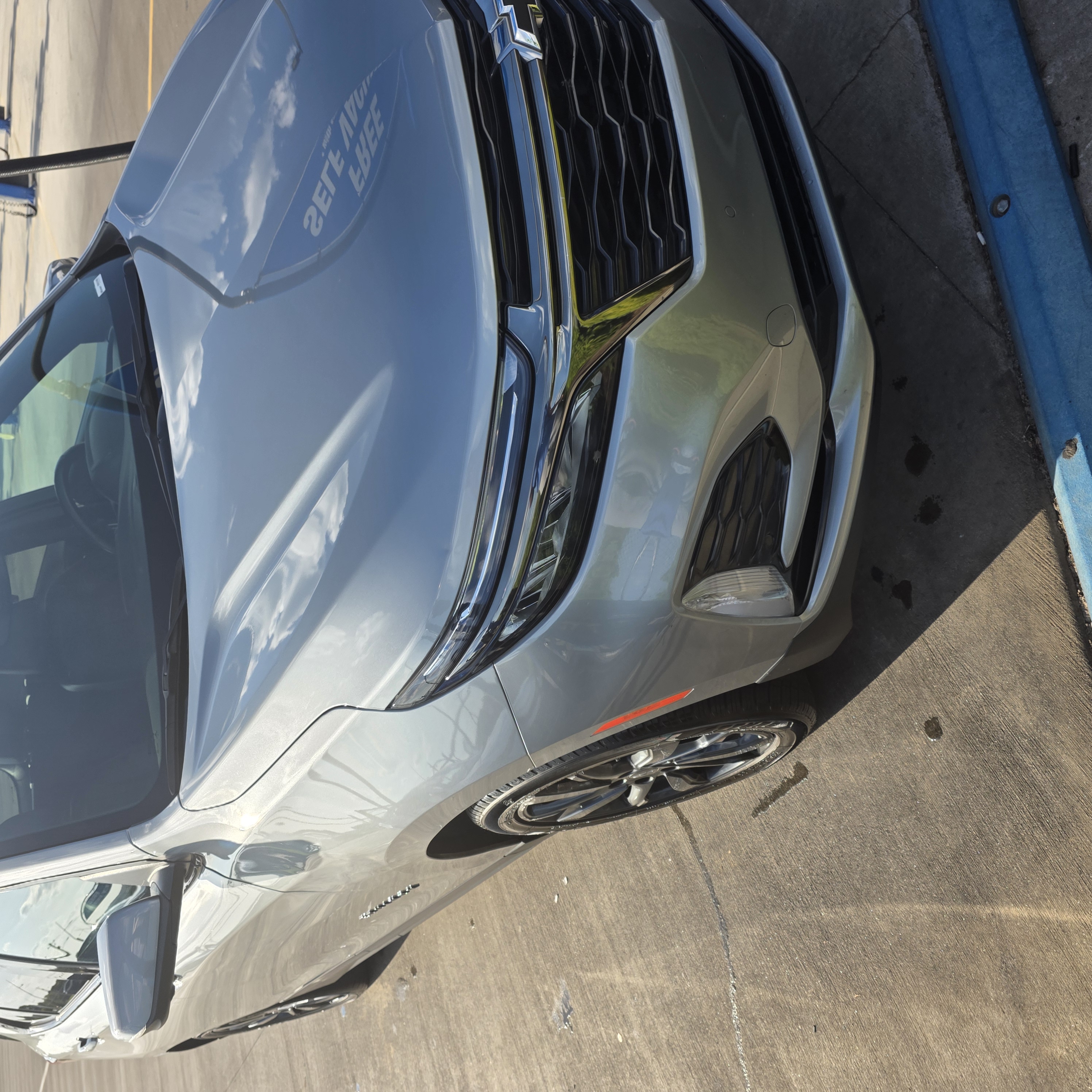 Used 2023 Chevrolet Equinox RS AWD/4WD image 4