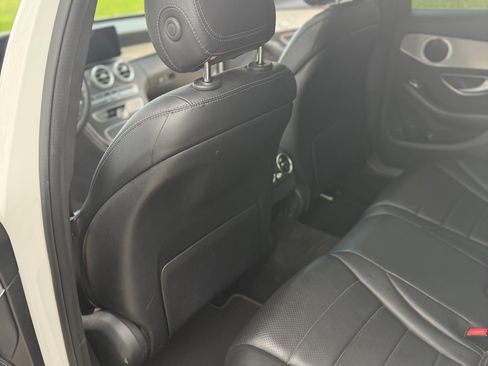 Used 2019 Mercedes-Benz C 300 Sedan image 9