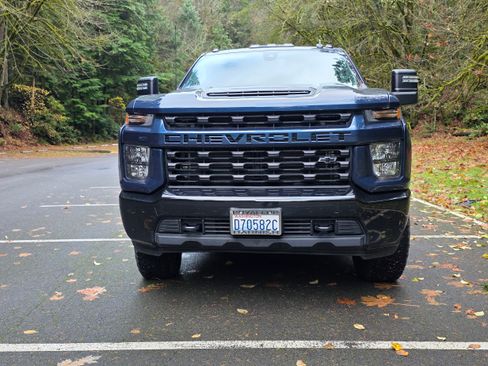 Used 2023 Chevrolet Silverado 2500 Custom w/ Custom Value Package image 1