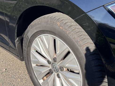 Used 2019 Volkswagen Jetta S w/ Driver Assistance Package image 13