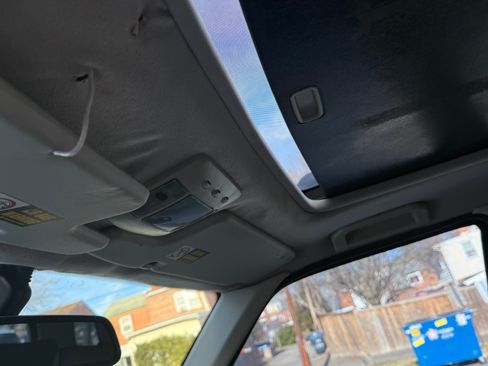 Used 2000 Land Rover Range Rover HSE image 9