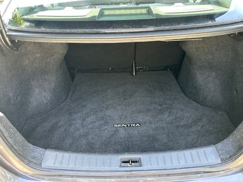 Used 2014 Nissan Sentra SV FWD image 27