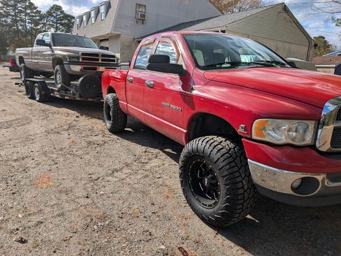 Used 2003 Dodge Ram 2500 Truck SLT image 1