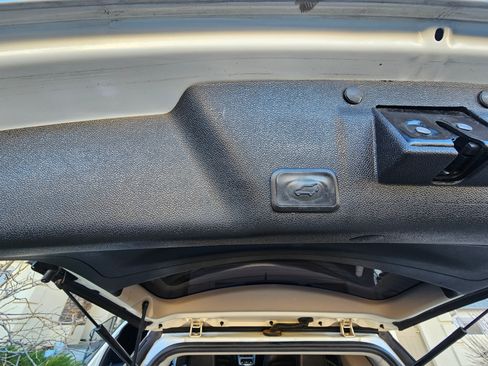 Used 2014 GMC Acadia SLT image 14