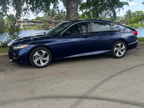 Used 2019 Honda Accord EX-L image 2