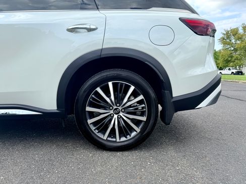 Used 2024 INFINITI QX60 Sensory AWD/4WD image 13