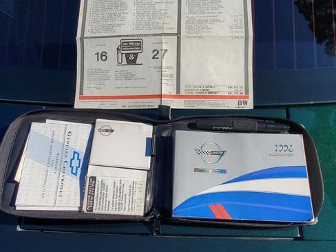 Used 1996 Chevrolet Corvette Coupe image 14