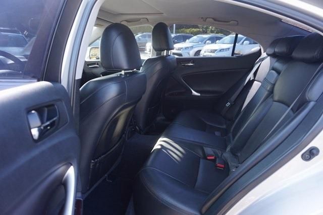 Used 2008 Lexus IS 350 RWD image 13