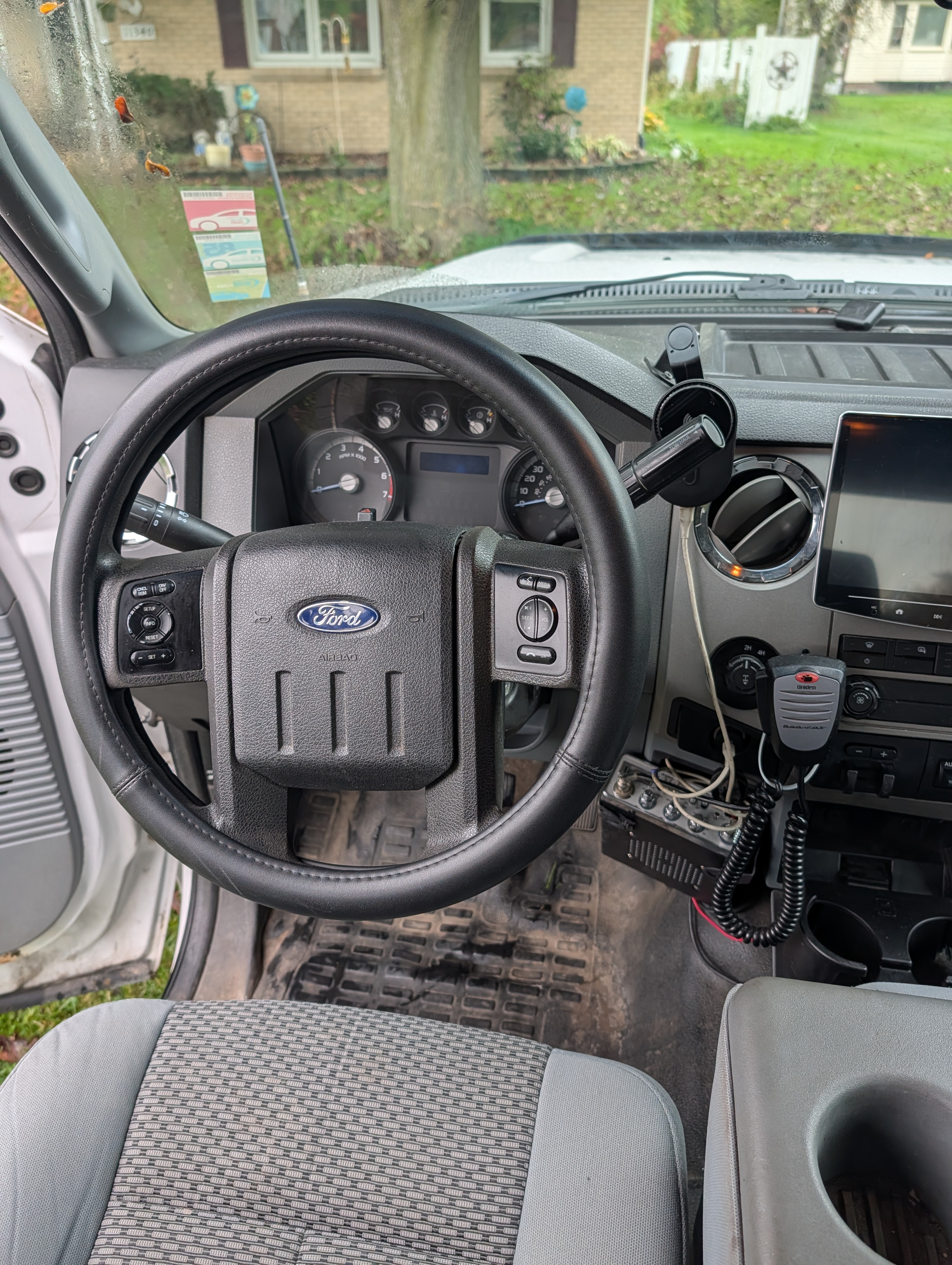 Used 2013 Ford F250 XLT w/ Advanced Security Group AWD/4WD image 12