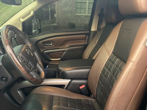 Used 2016 Nissan Titan Platinum Reserve image 6