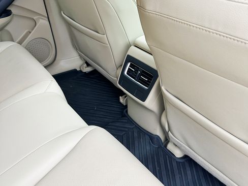 Used 2018 Acura RDX FWD w/ Advance Package image 17