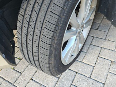 Used 2012 Lexus ES 350 image 9