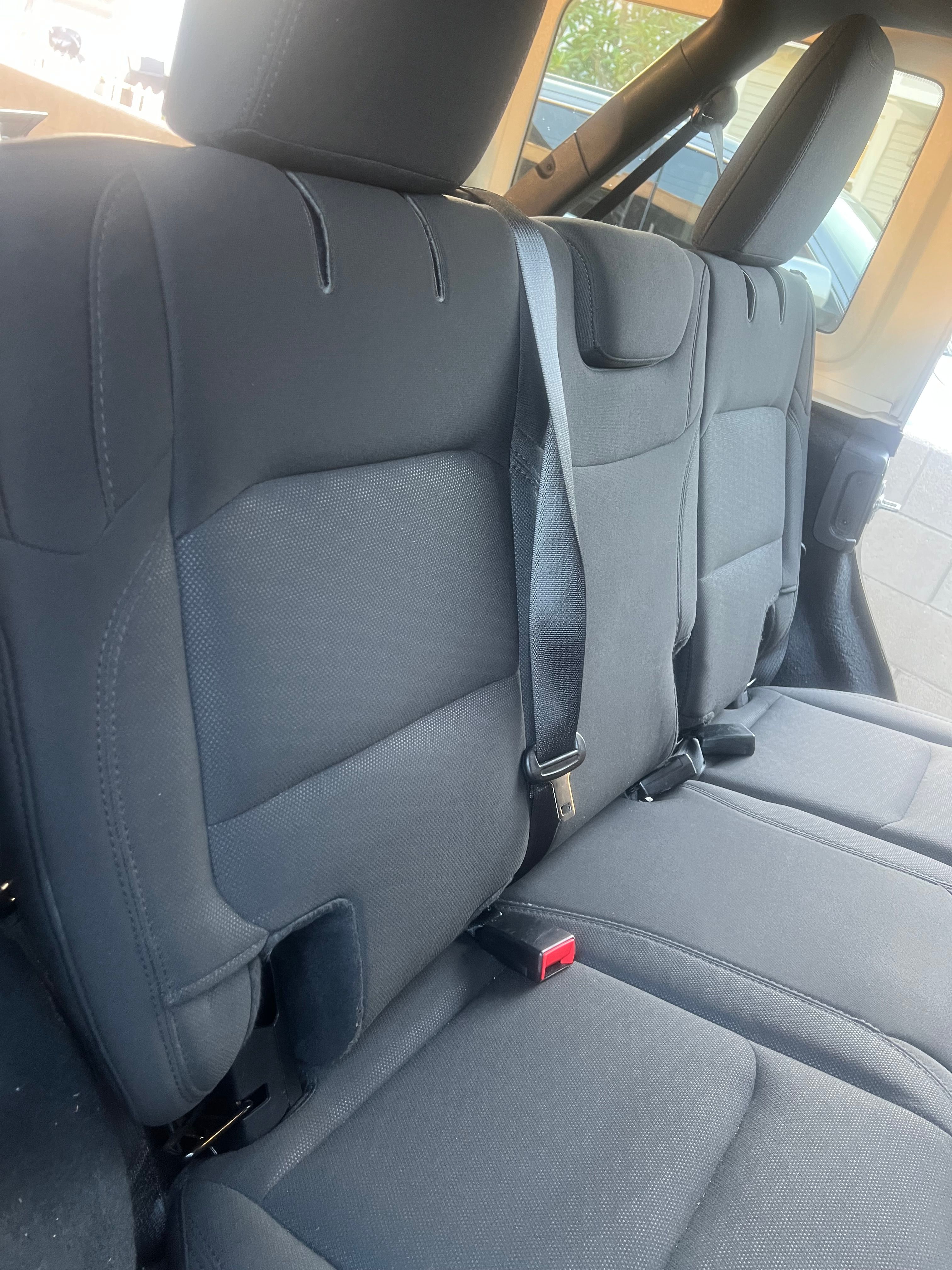 Used 2019 Jeep Wrangler Unlimited Sport S AWD/4WD image 16